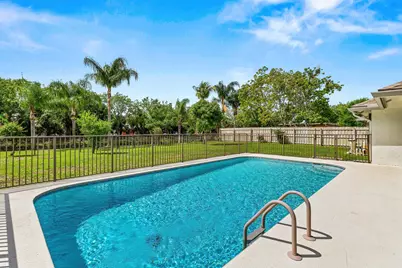 13795 Geranium Place, Wellington, FL 33414 - Photo 28
