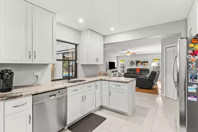 13795 Geranium Place, Wellington, FL 33414 - Photo 4