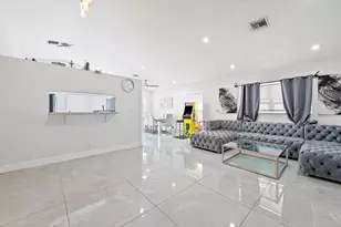 8193 Pelican Harbour Dr, Lake Worth, FL 33467 - Photo 8