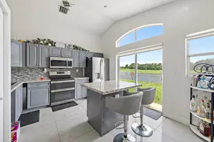 8193 Pelican Harbour Dr, Lake Worth, FL 33467 - Photo 6