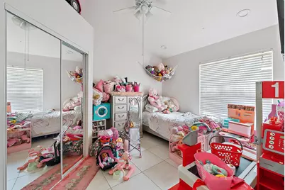 8193 Pelican Harbour Drive, Lake Worth, FL 33467 - Photo 14