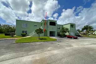 2130 SE Wild Meadow Cir, Port Saint Lucie, FL 34952 - Photo 2