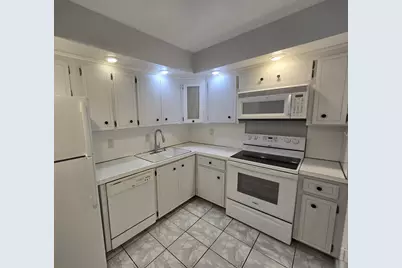 5840 NE 22nd Way #707, Fort Lauderdale, FL 33308 - Photo 2