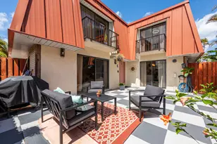 3229 Gardens E Dr, Palm Beach Gardens, FL 33410 - Photo 4