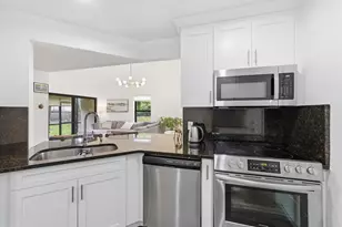 5 Via De Casas Sur, Boynton Beach, FL 33426 - Photo 10