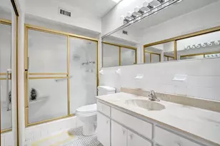 6207 Jacaranda Cir, Tamarac, FL 33319 - Photo 20