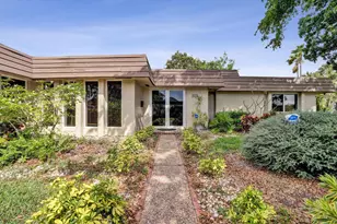 6207 Jacaranda Cir, Tamarac, FL 33319 - Photo 2