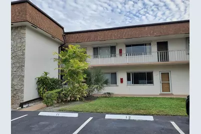 2878 Donnelly Drive #106, Lake Worth, FL 33462 - Photo 2