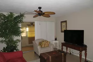 2971 W Ashley Dr Dr W, West Palm Beach, FL 33415 - Photo 2