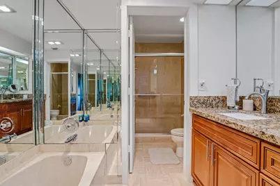 7472 La Paz Boulevard #102, Boca Raton, FL 33433 - Photo 12