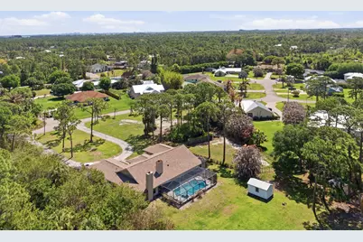 5015 Deer Run Drive, Fort Pierce, FL 34951 - Photo 12