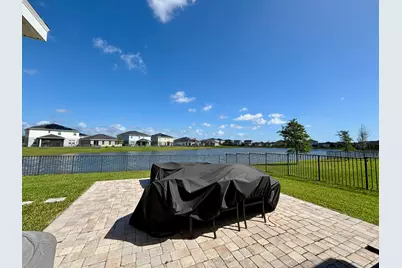 10736 SW Prato Way, Port Saint Lucie, FL 34987 - Photo 14