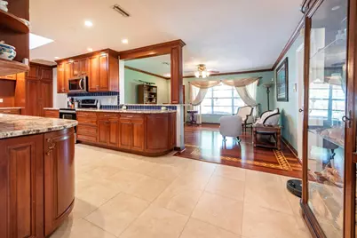 510 S 58th Court, Hollywood, FL 33023 - Photo 18