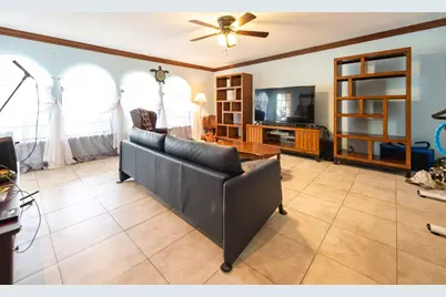 510 S 58th Court, Hollywood, FL 33023 - Photo 8