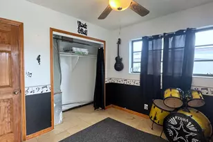 10060 SW 214th St, Cutler Bay, FL 33189 - Photo 16