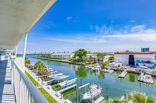 108 Paradise Harbour Blvd, North Palm Beach, FL 33408 - Photo 4