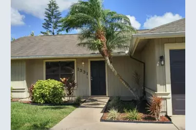1331 SW Bellevue Avenue, Port Saint Lucie, FL 34953 - Photo 1