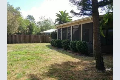 1331 SW Bellevue Avenue, Port Saint Lucie, FL 34953 - Photo 28