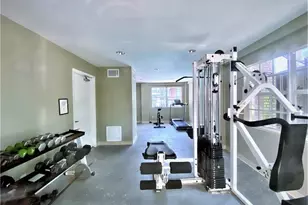 2426 SE 17th St, Fort Lauderdale, FL 33316 - Photo 10