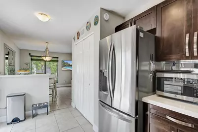 2321 Bayberry Drive, Pembroke Pines, FL 33024 - Photo 12