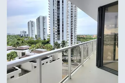 20281 E Country Club Drive E #503, Aventura, FL 33180 - Photo 8