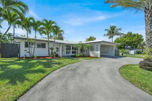 2152 NE 61st Ct, Fort Lauderdale, FL 33308 - Photo 2