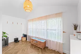 527 50th St, West Palm Beach, FL 33407 - Photo 6