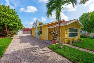 527 50th St, West Palm Beach, FL 33407 - Photo 1