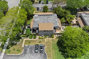 620 Commodore Dr, Plantation, FL 33325 - Photo 26
