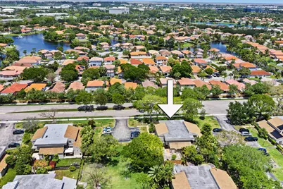 620 Commodore Drive, Plantation, FL 33325 - Photo 36