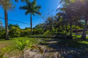 2943 B Rd, Loxahatchee Groves, FL 33470 - Photo 82