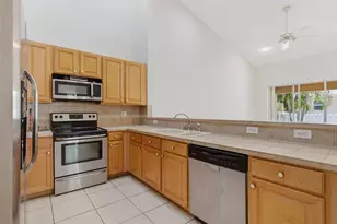 2568 N Coral Trace Circle N, Delray Beach, FL 33445 - Photo 14