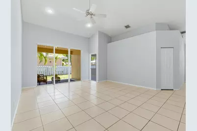 2568 N Coral Trace Circle N, Delray Beach, FL 33445 - Photo 16