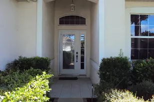 628 NW Venetto Ct, Port Saint Lucie, FL 34986 - Photo 2