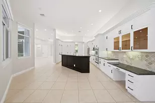 13091 SW 16th Ct, Davie, FL 33325 - Photo 10