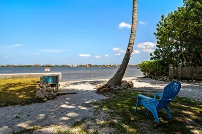 1516 S Lakeside Drive #110, Lake Worth, FL 33460 - Photo 32