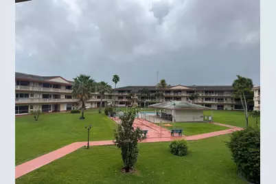 5300 Washington Street, Hollywood, FL 33021 - Photo 2