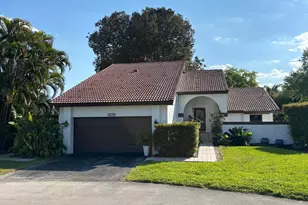 2199 Charleston, Weston, FL 33326 - Photo 2