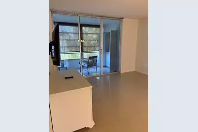 [Address not provided], Lauderdale Lakes, FL 33319 - Photo 2