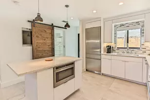 1955 NE 4th St, Deerfield Beach, FL 33441 - Photo 18