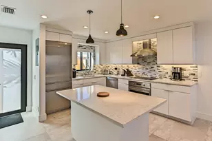 1955 NE 4th St, Deerfield Beach, FL 33441 - Photo 2