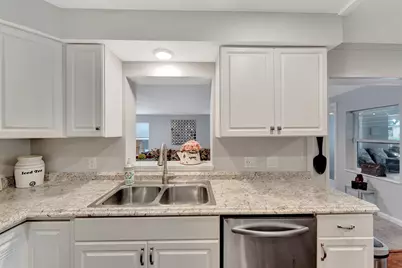 1555 Shirley Place, Largo, FL 33770 - Photo 12