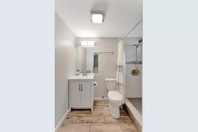 1555 Shirley Place, Largo, FL 33770 - Photo 32