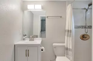 1555 Shirley Pl, Largo, FL 33770 - Photo 32