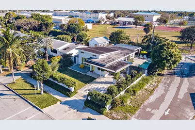 374 Maddock Street, West Palm Beach, FL 33405 - Photo 36