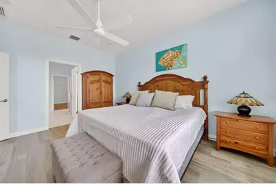 1920 SE Crosswood Way, Port Saint Lucie, FL 34984 - Photo 10