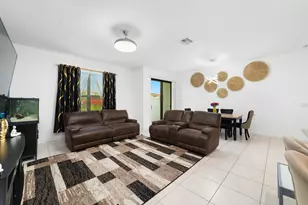 2024 Sugar Maple Dr, Riviera Beach, FL 33410 - Photo 14