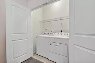 2841 Troubadour St, Palm Springs, FL 33406 - Photo 38