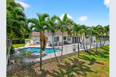 11607 Windsor Bay Place, Wellington, FL 33449 - Photo 4