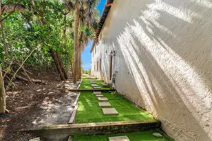 1 Ocean Ln, Manalapan, FL 33462 - Photo 96